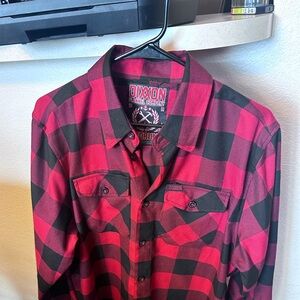 Men’s medium Dixxon Red Rum